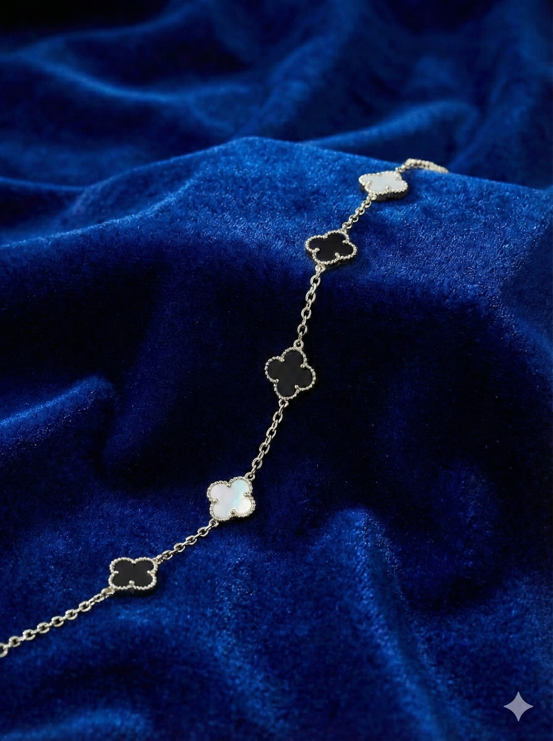 Dual Clover Charm Bracelet – Stainless Steel Silver