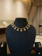 Floral Stones Choker Necklace Set – Gold Finish