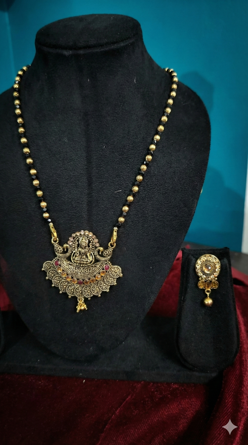 Lakshmi Blessings Mangal Sutra Set