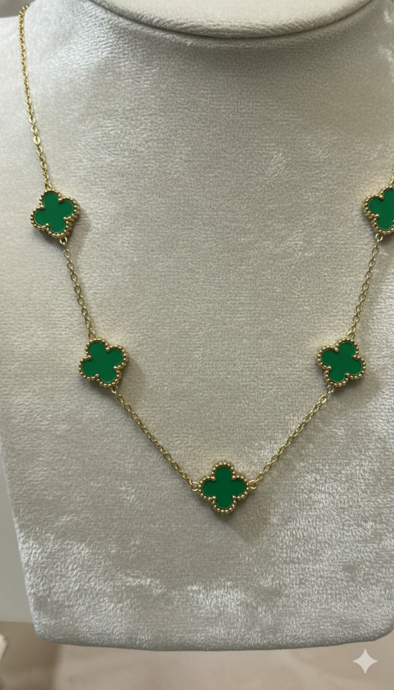 Emerald Green Four-Petal Charm Necklace