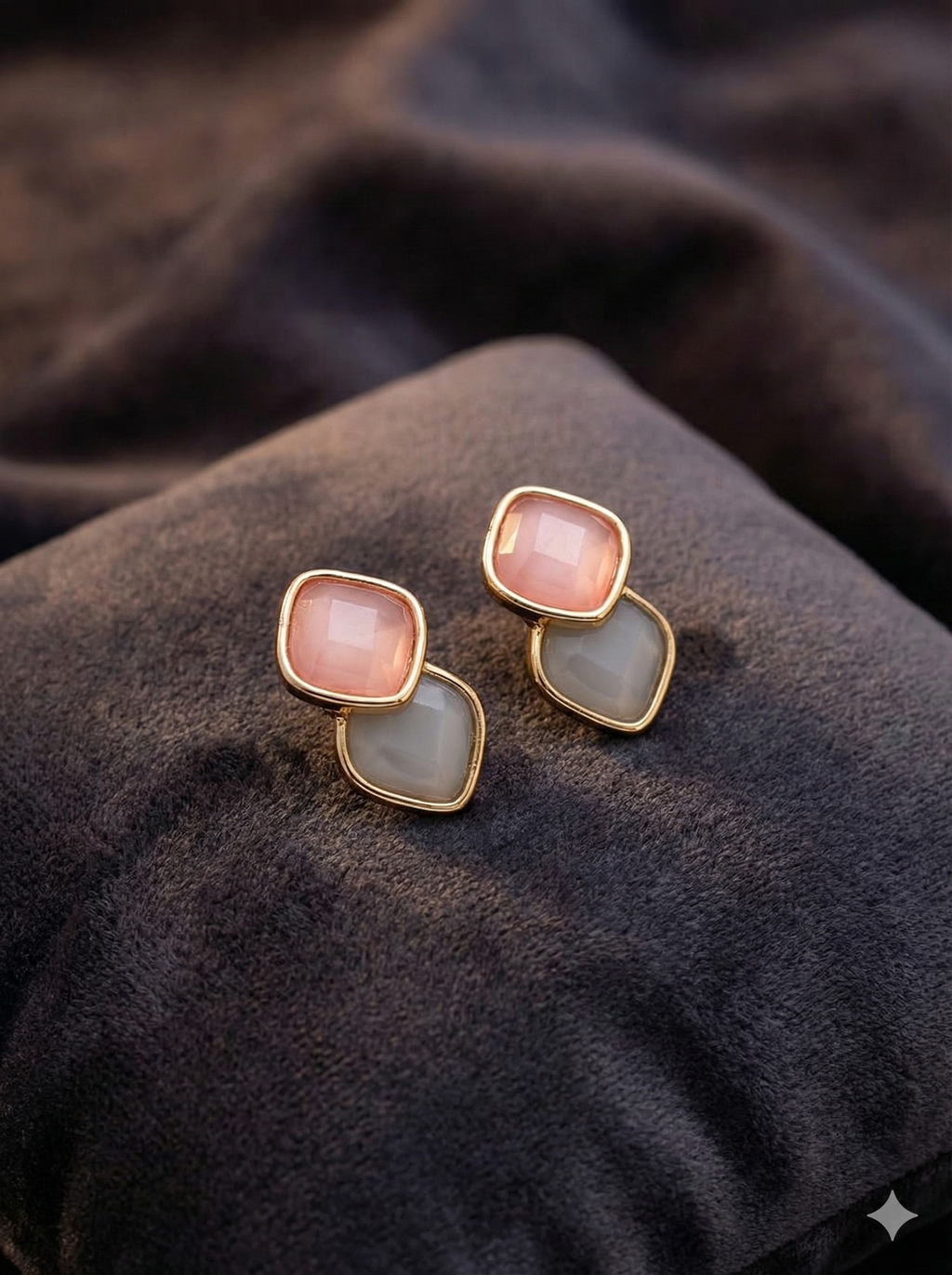 Korean Dual-Tone Chic Stud Earrings – Minimal & Stylish