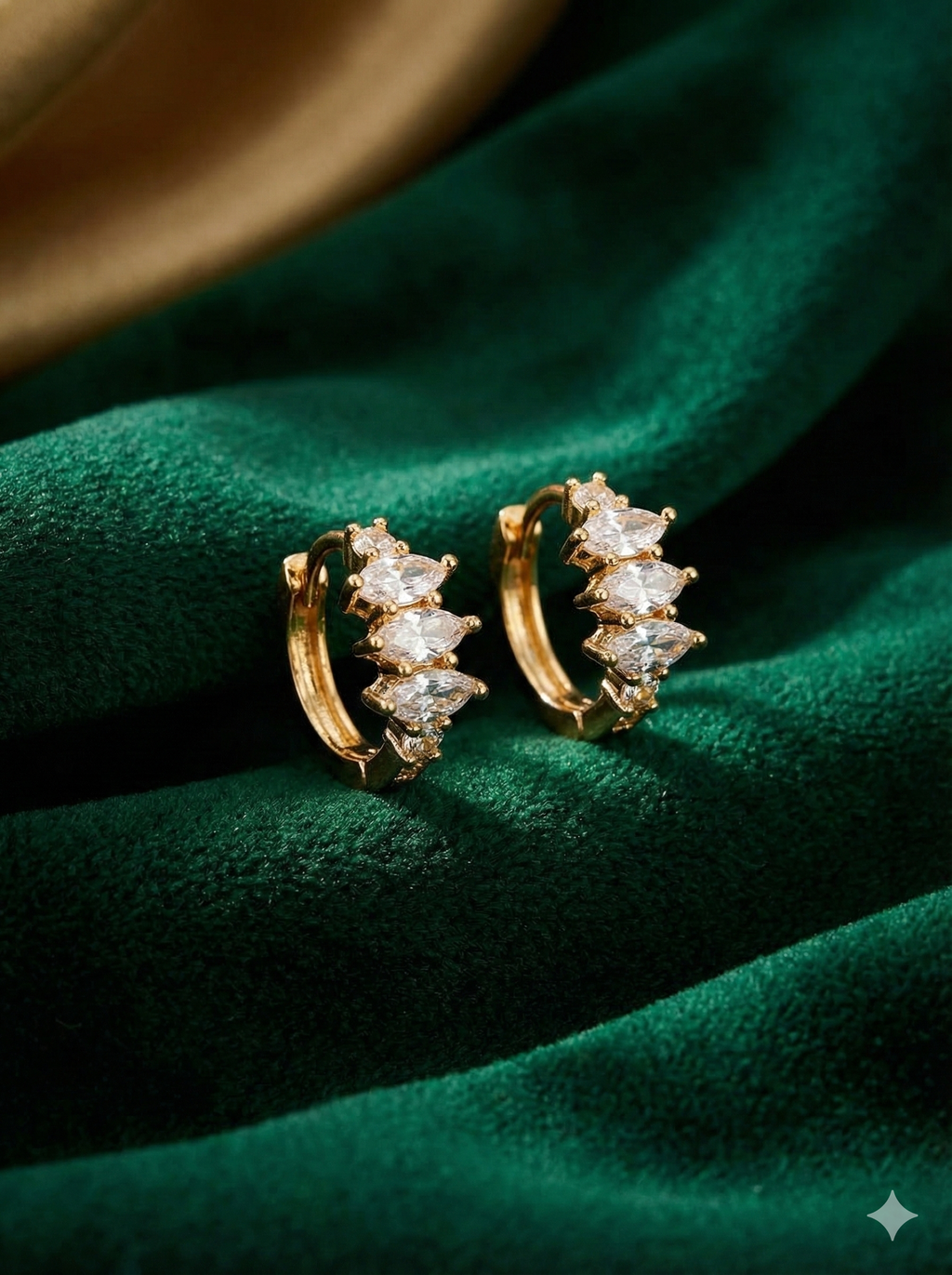 Baguette Shine Stud Earrings