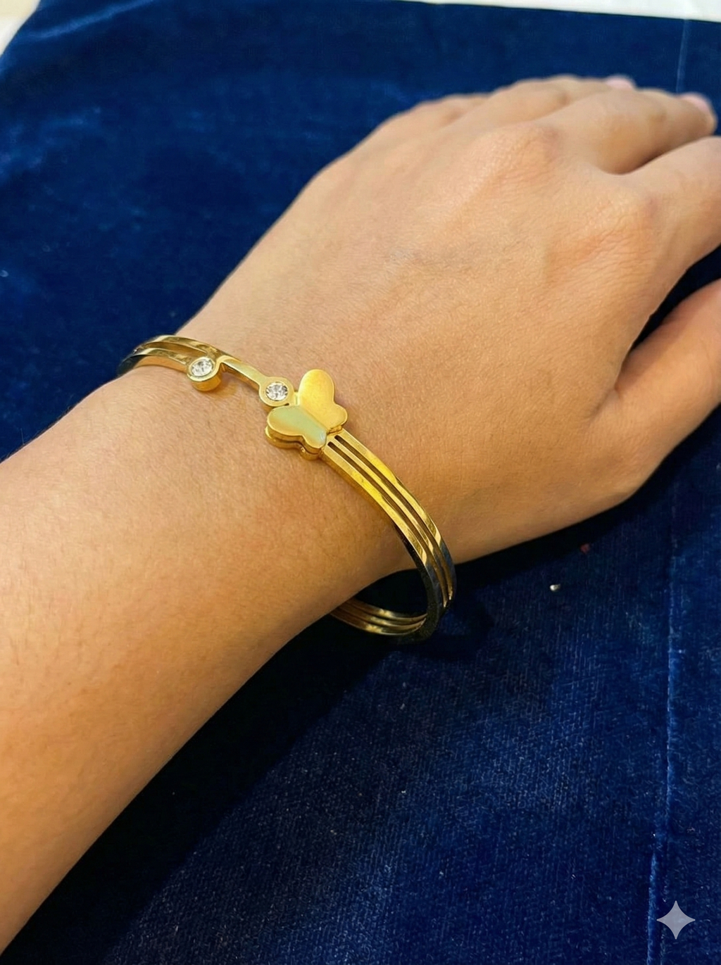 Dual Butterfly Crystal Bangle – Hinge Lock